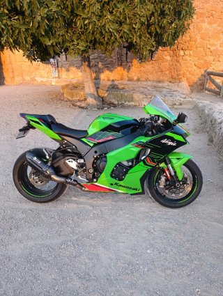 Kawasaki Ninja ZX-10R Sportbike Verde/Negra