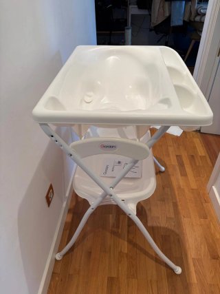 Bañera y Cambiador Bebé Giordani