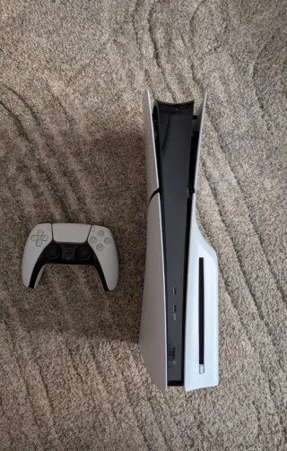 PlayStation 5 Slim 1TB + Mando DualSense