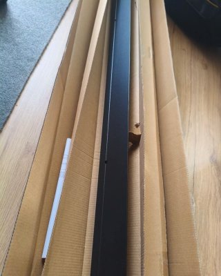Guía Meli nueva puerta corredera acero negro