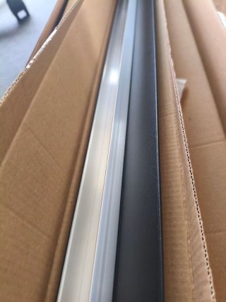 Guía Meli nueva puerta corredera acero negro