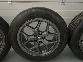 4 Llantas Originales BMW 18’’ con neumáticos Nexen