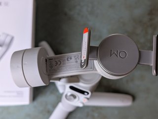 DJI Osmo Mobile SE Gimbal Smartphone