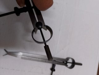 Dos compases para interior y exterior