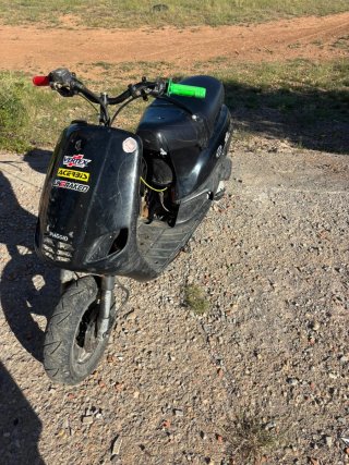 Piaggio Zip 49cc Scooter Negra