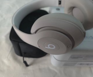 Beats Studio Pro Arena Factura Junio