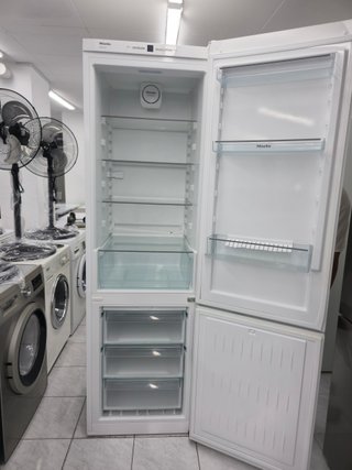 Nevera marca MIELE