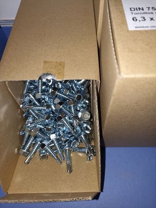 750-tornillo rosca chapa BTI