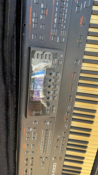 Teclado Roland G-1000