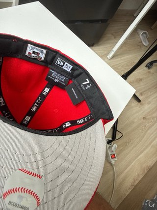 Gorra New Era Yankees Roja Talla 7 3/8