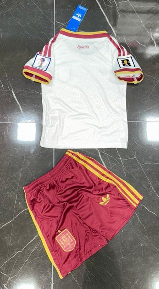 Conjunto Adidas España Fútbol  mundial 2026 niños