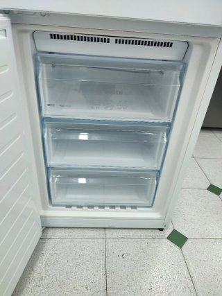 Nevera combi Bosch 200/60cm A++ con garantía envío