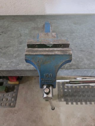 Banco de trabajo profesional  con gato-tornillo