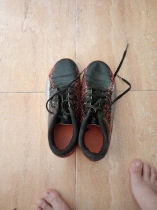 Botas de fútbol Adidas niño talla 34