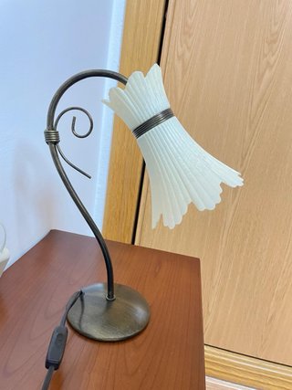 Lámpara de salón y dos lamparas para mesita