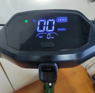 Patinete Eléctrico Verde Oscuro motor 1000