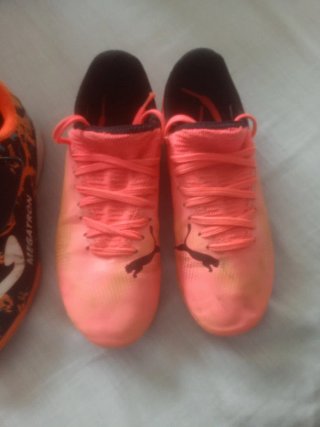 Botas de fútbol niño