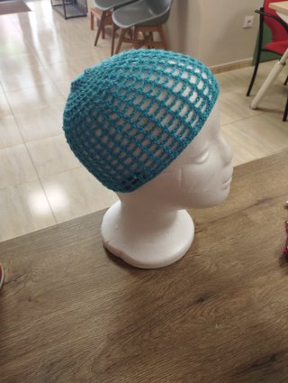 Gorro de red tejido a mano