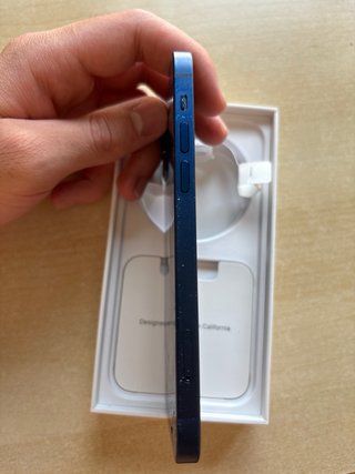 iPhone 12 Apple
