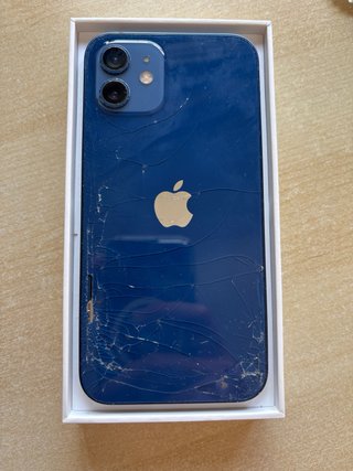 iPhone 12 Apple