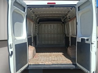 Peugeot Boxer Furgon BlueHDi 130 333 L2H2 96 kW (130 CV)