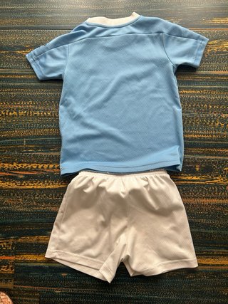Conjunto Manchester City Niño Camiseta y Pantalón
