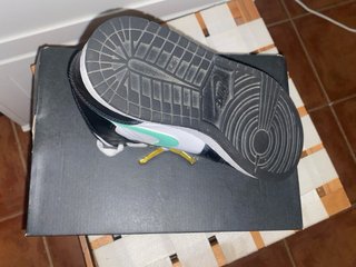 Nike Air Jordan 1 Caja precio negociable