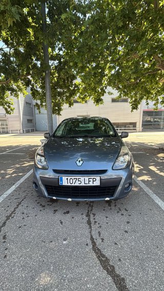 renault clio. en excelente condiciones