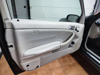 Mercedes-Benz Clase C 2005