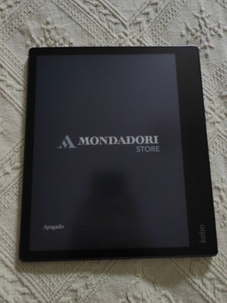 Kobo Elipsa 2E con pen