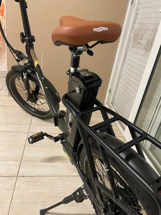 Bicicleta Eléctrica Negra