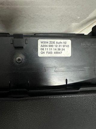 Pantalla Radio Mercedes W204