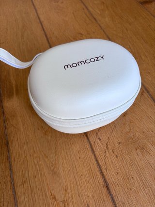 Sacaleches Momcozy M6. Usado durante un mes.