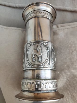 Antiguo encendedor  baño plata. No funciona