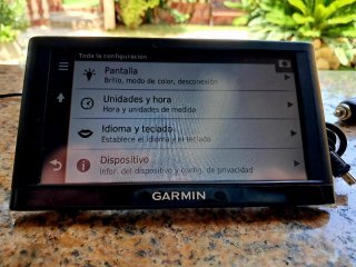 Navegador GARMIN NÜVI 65LM