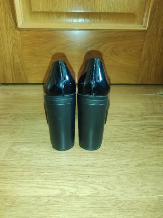 Zapatos negros charol talla 38