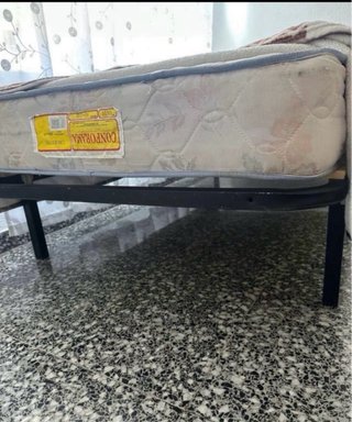 Cama individual con colchón