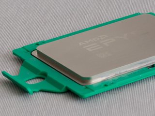 CPU AMD 64CORE EPYC 3.3ghz 7V12 Unlocked. Garantía