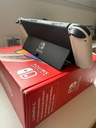 Nintendo Switch OLED (NEGOCIABLE)