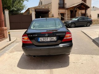 Mercedes-Benz  CLK 2005