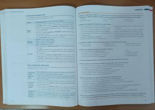 Libro de Lengua Castellana y Literatura 1° Bach.