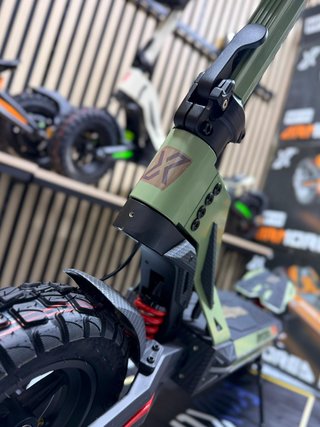 Patinete Eléctrico EcoXtrem Armored One
