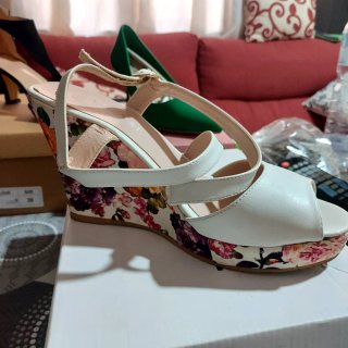 Lote de 5 pares de zapatos de tacón