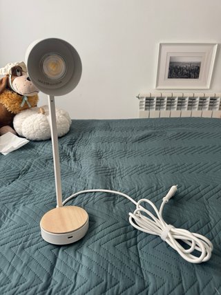 Lámpara LED Flexo USB-C Madera