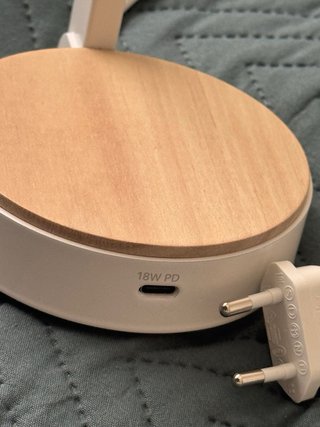 Lámpara LED Flexo USB-C Madera