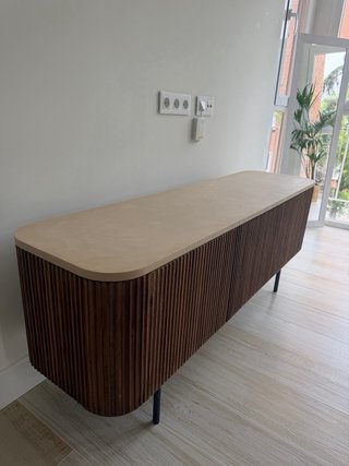 Mueble TV Kirei 150 cm, como nuevo