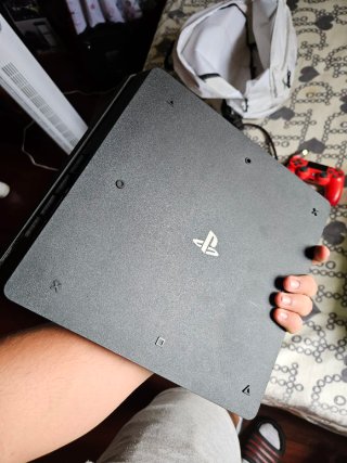 PS4 (PlayStation 4) Nera + Giochi