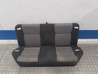 ASIENTOS TRASEROS NISSAN PICKUP (D22) YD25
