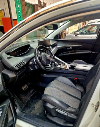 Peugeot 3008 2021