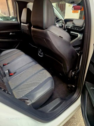 Peugeot 3008 2021